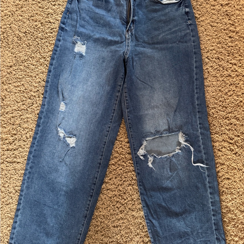 Stylish Distressed Blue Straight Leg Jeans